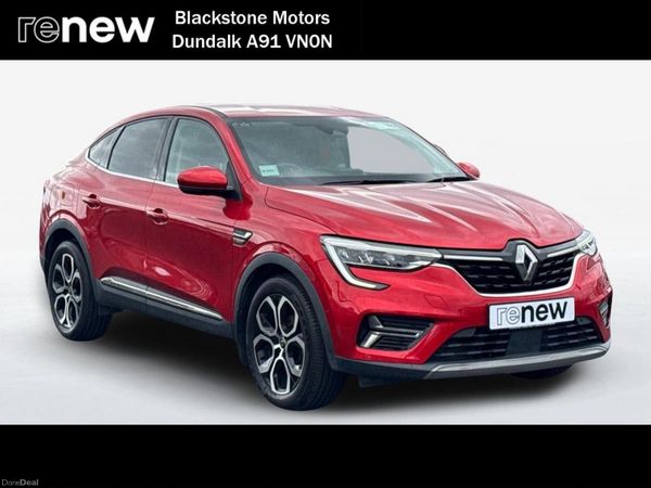 Renault Arkana Hatchback, Petrol, 2023, Red