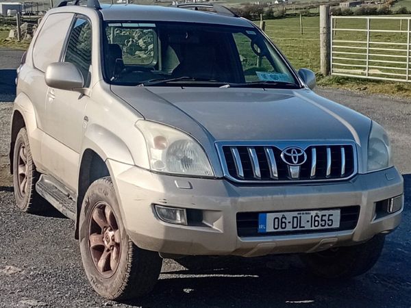 Toyota Land Cruiser SUV, Diesel, 2006, Gold