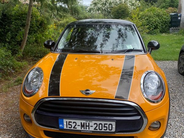 Mini Cooper Hatchback, Petrol, 2015, Orange