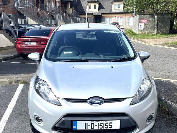 Ford Fiesta Hatchback, Petrol, 2011, Silver