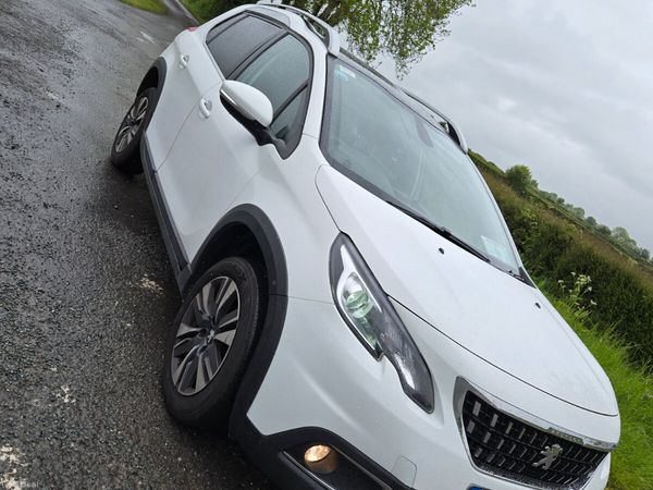 Peugeot 2008 Estate, Petrol, 2019, White