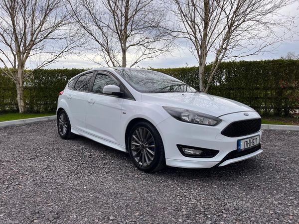 Ford Focus Hatchback, Diesel, 2017, White