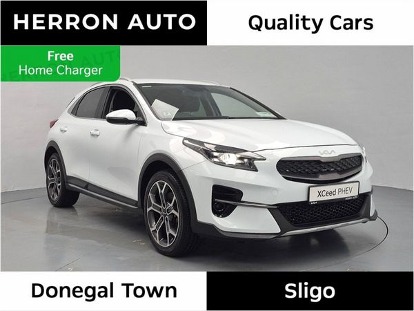Kia XCeed Hatchback, Petrol Hybrid, 2022, White