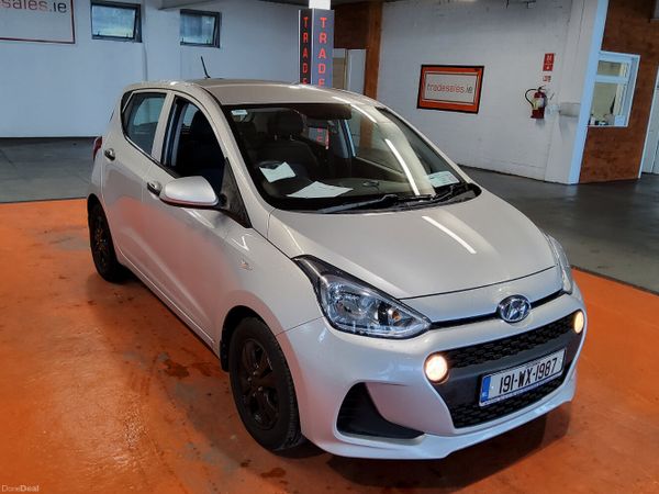 Hyundai i10 Hatchback, Petrol, 2019, Grey