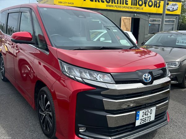 Toyota Noah MPV, Petrol Hybrid, 2024, Red