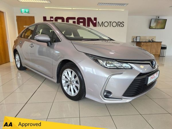 Toyota Corolla Saloon, Petrol Hybrid, 2021, Grey