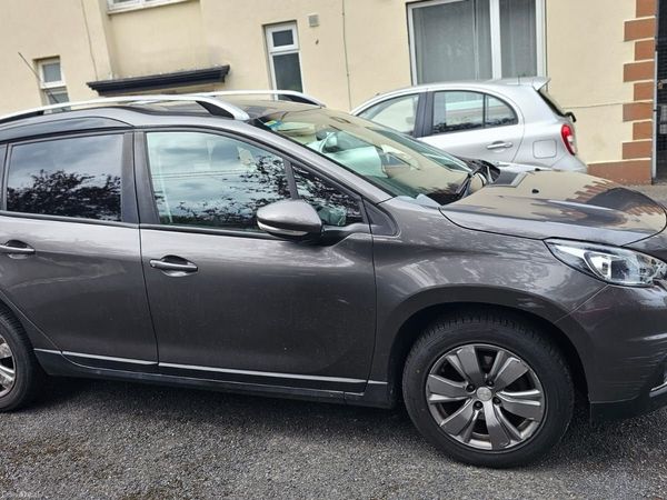Peugeot 2008 Estate, Petrol, 2018, Grey