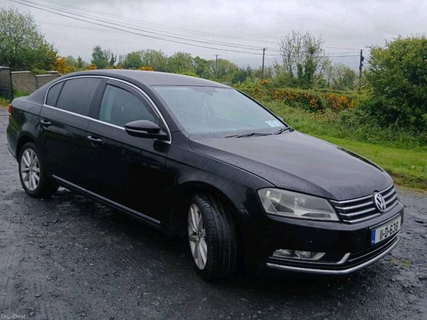 Volkswagen Passat Saloon, Diesel, 2011, Black