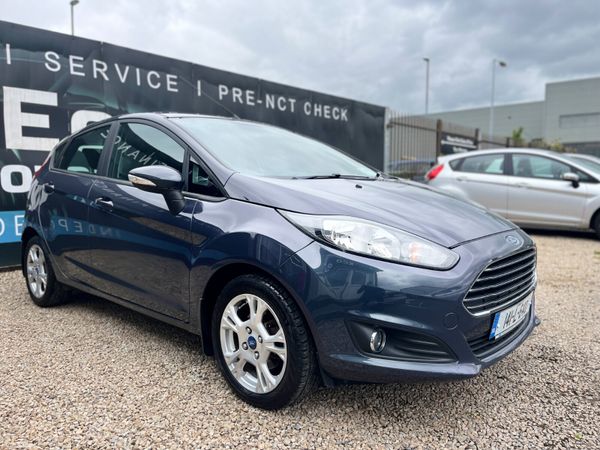 Ford Fiesta Hatchback, Petrol, 2014, Blue