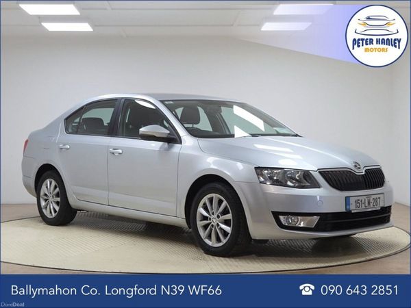 Skoda Octavia Saloon, Diesel, 2015, Silver