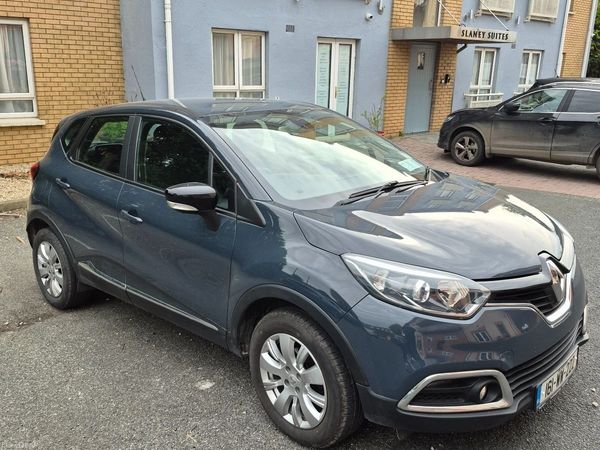 Renault Captur Hatchback, Petrol, 2016, Blue