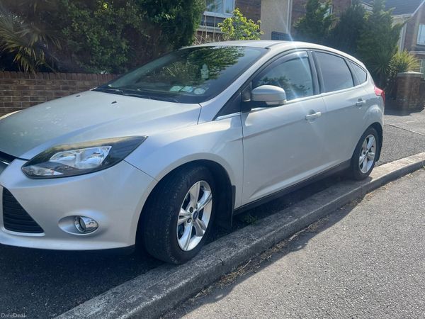 Ford Focus Hatchback, Diesel, 2012, Silver