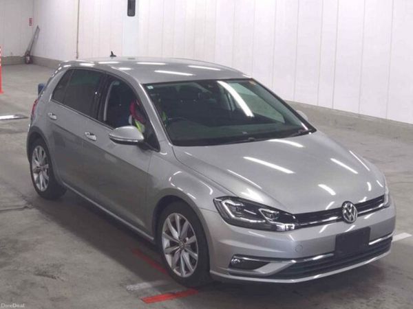 Volkswagen Golf Hatchback, Petrol, 2019, Silver