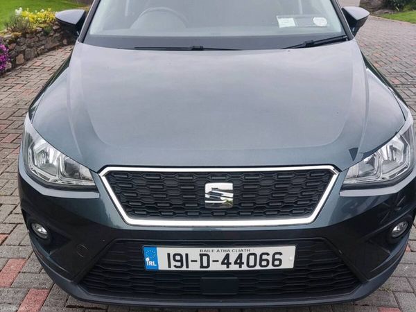 SEAT Arona SUV, Diesel, 2019, Grey