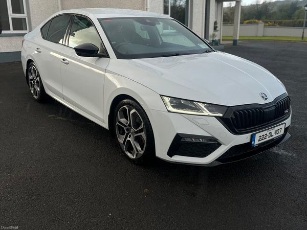Skoda Octavia Saloon, Diesel, 2022, White