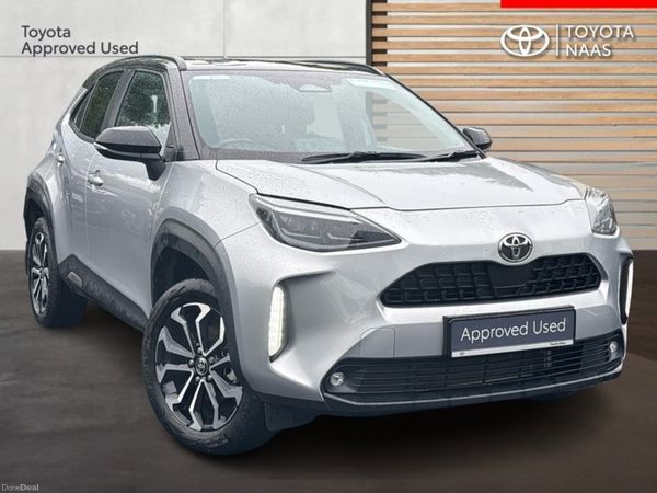 Toyota Yaris Cross Hatchback, Petrol Hybrid, 2024, Silver