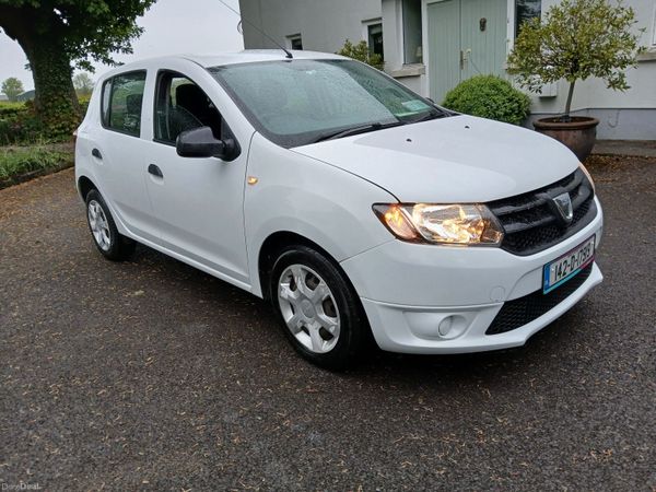 Dacia Sandero Hatchback, Petrol, 2014, White