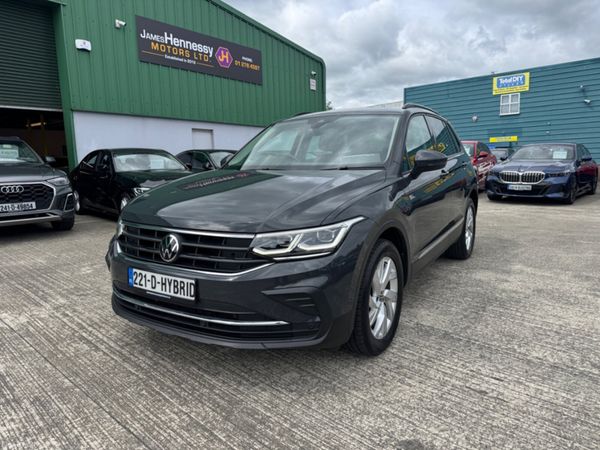 Volkswagen Tiguan Estate, Petrol Hybrid, 2022, Grey