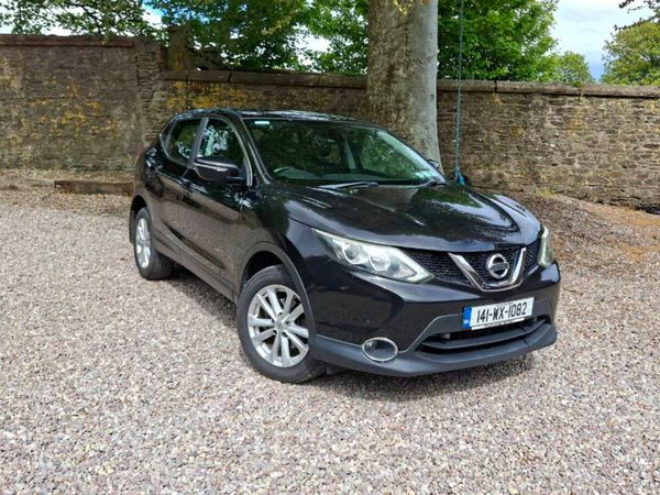 Nissan Qashqai Hatchback, Diesel, 2014, Black