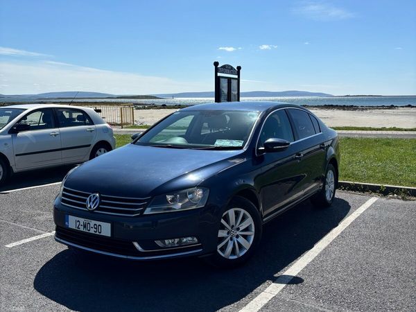 Volkswagen Passat Saloon, Diesel, 2012, Blue