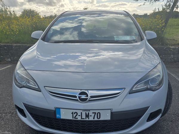 Opel Astra Hatchback, Petrol, 2012, Blue