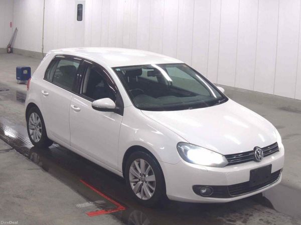 Volkswagen Golf Hatchback, Petrol, 2013, White