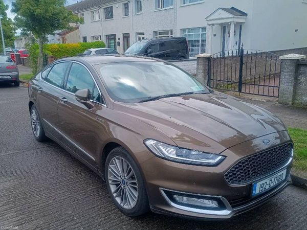 Ford Mondeo Hatchback, Diesel, 2019, Brown