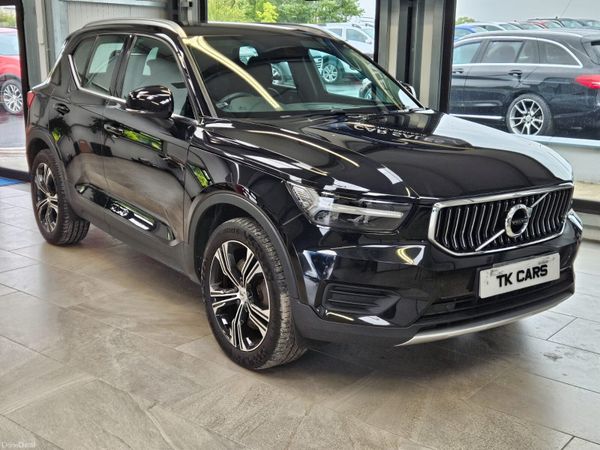 Volvo XC40 SUV, Petrol Hybrid, 2022, Black
