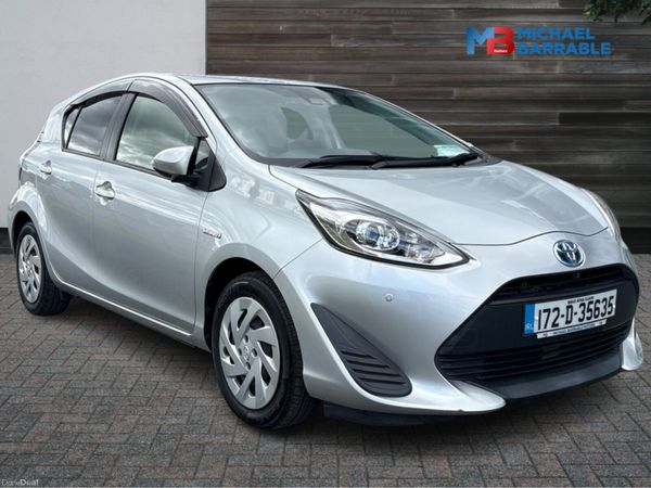 Toyota Aqua Hatchback, Petrol Hybrid, 2017, Silver
