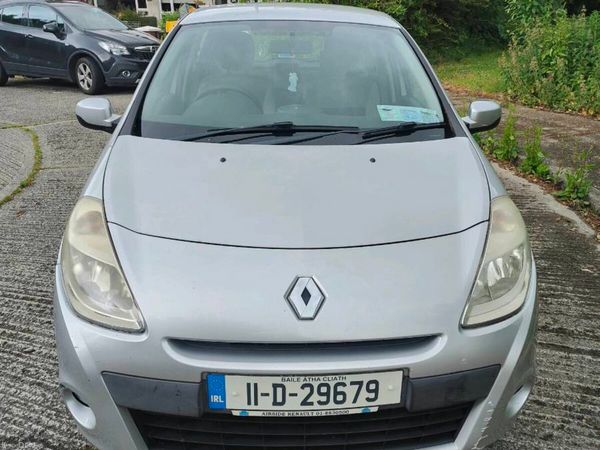 Renault Clio Hatchback, Ethanol Petrol, 2011, Silver