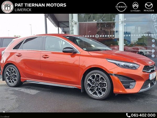 Kia Ceed Hatchback, Petrol, 2022, Orange
