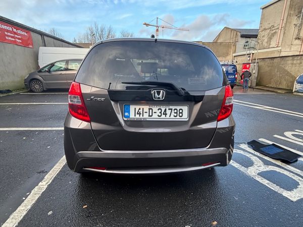 Honda Jazz Hatchback, Petrol, 2014, Brown