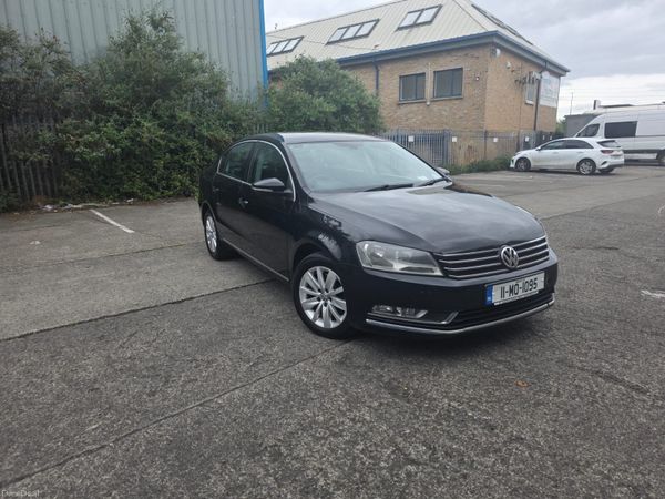 Volkswagen Passat Saloon, Diesel, 2011, Black