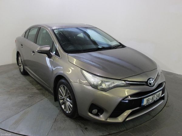 Toyota Avensis Saloon, Diesel, 2016, Gold