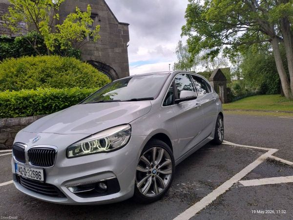 BMW 2-Series Hatchback, Petrol, 2014, Silver