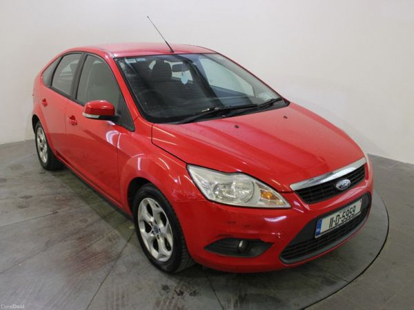 Ford Focus Hatchback, Diesel, 2011, Red