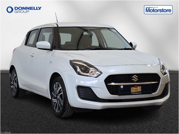 Suzuki Swift Hatchback, Petrol, 2023, White