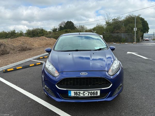 Ford Fiesta Hatchback, Petrol, 2016, Blue