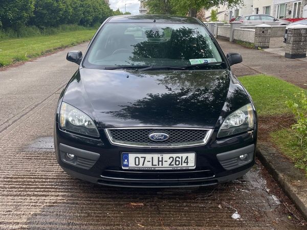 Ford Focus Hatchback, Petrol, 2007, Black
