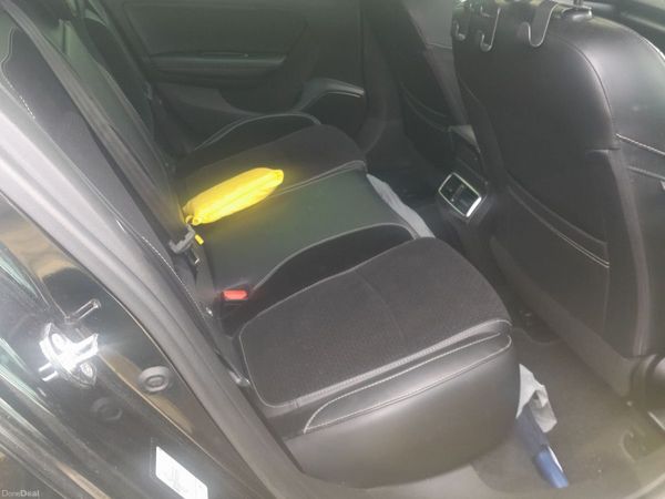 Renault Megane Hatchback, Diesel, 2018, Black