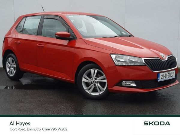 Skoda Fabia Hatchback, Petrol, 2021, Red