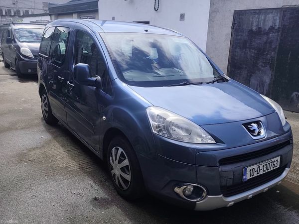Peugeot Partner Tepee MPV, Diesel, 2010, Blue