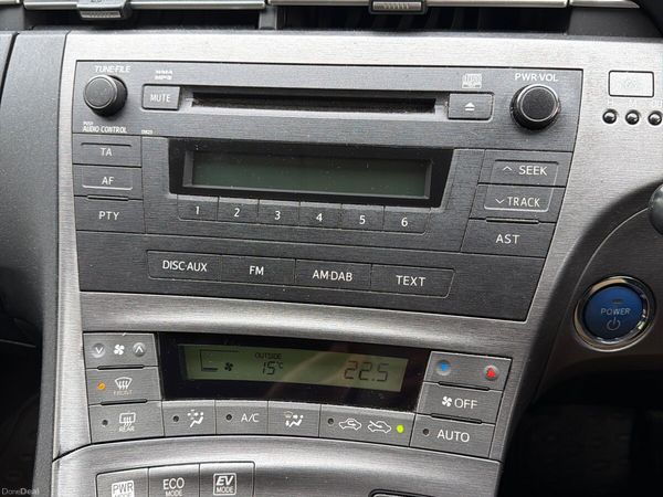 Toyota Prius Hatchback, Petrol Hybrid, 2013, Silver