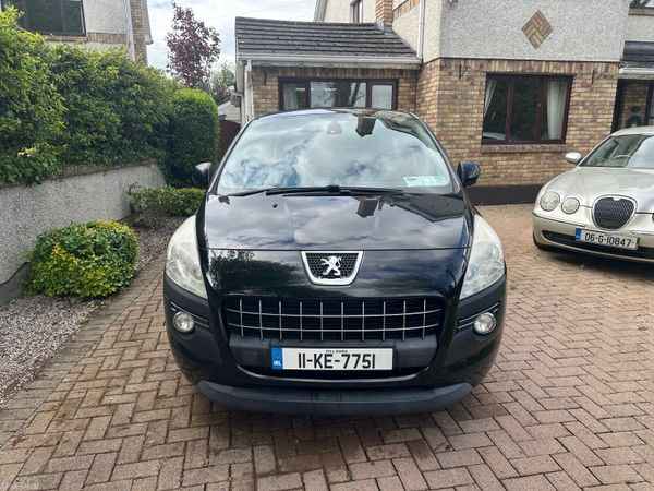 Peugeot 3008 MPV, Diesel, 2011, Black