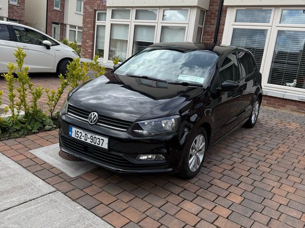 Volkswagen Polo Hatchback, Petrol, 2015, Black