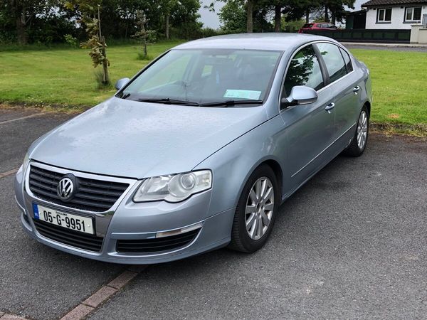 Volkswagen Passat Saloon, Diesel, 2005, Blue