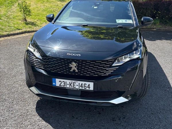 Peugeot 5008 MPV, Diesel, 2023, Black