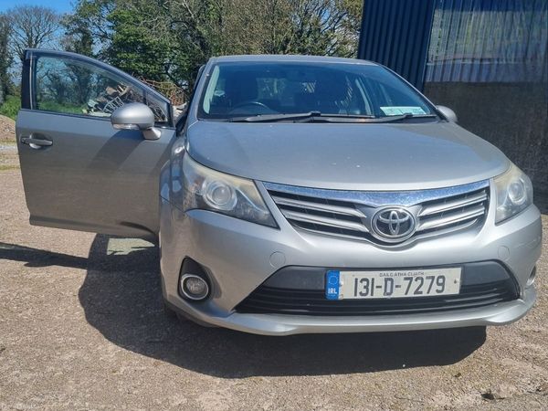 Toyota Avensis Saloon, Diesel, 2013, Grey