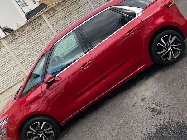 Citroen C4 Hatchback, Diesel, 2018, Red