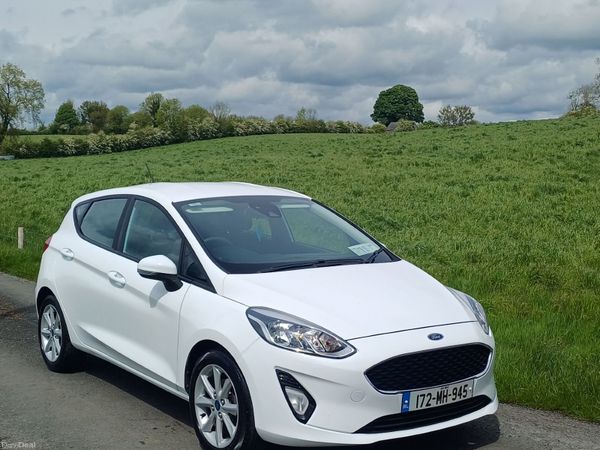 Ford Fiesta Hatchback, Petrol, 2017, White